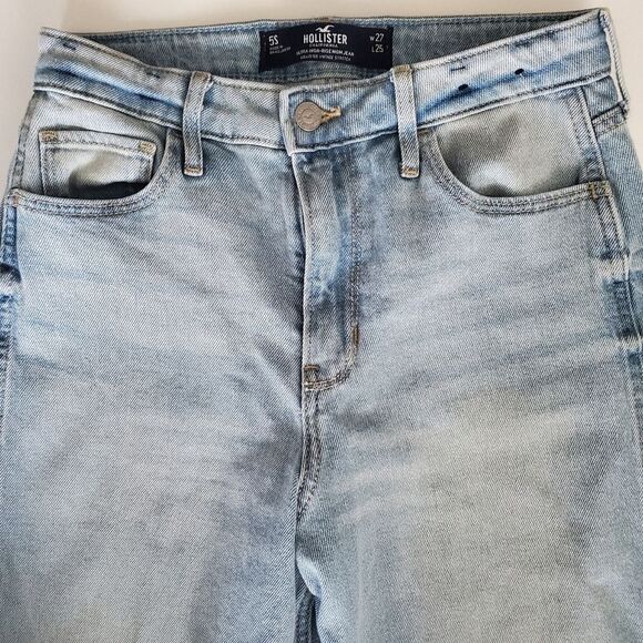 Hollister Ultra High-Rise Mom Jeans Women Size 5 Light Wash Denim Short Stretch - Picture 4 of 8